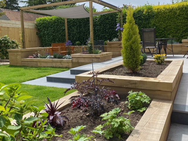 Specialising in design and build for all gardens, small makeovers to garden redesigns. Landscaping, Decking, Paving, Dorchester, Weymouth.